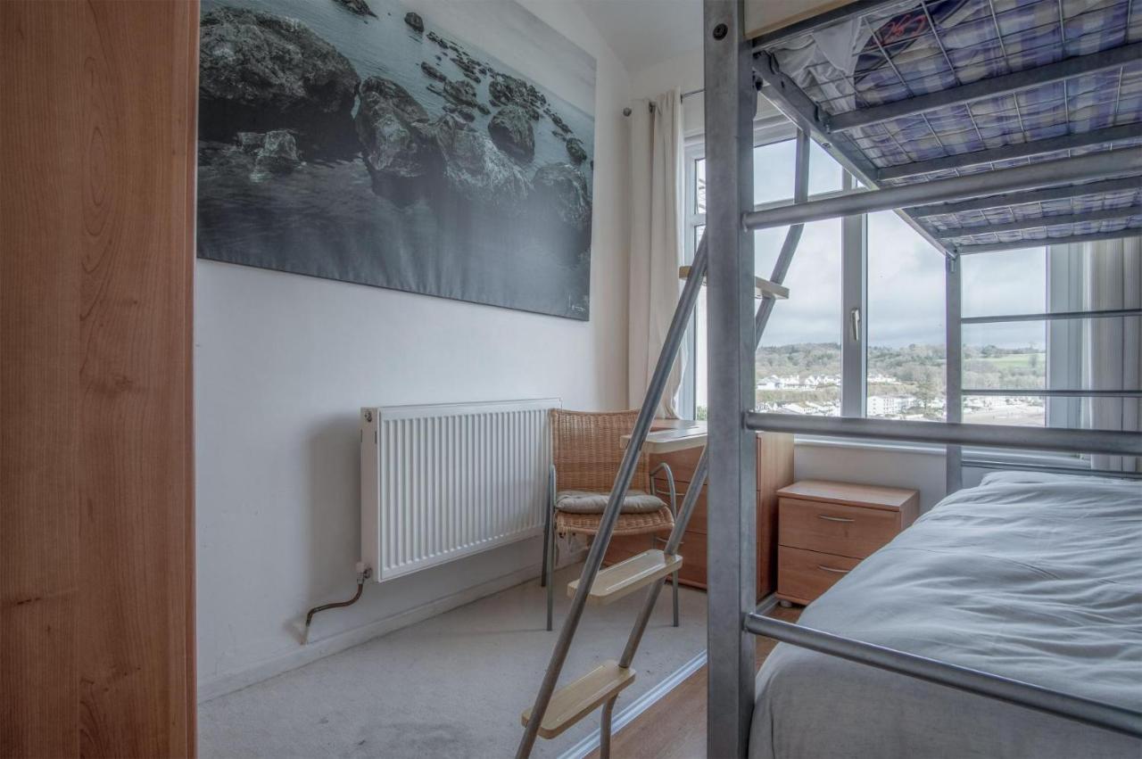 Captains Walk - 4 Bedroom Apartment - Сондърсфут Екстериор снимка