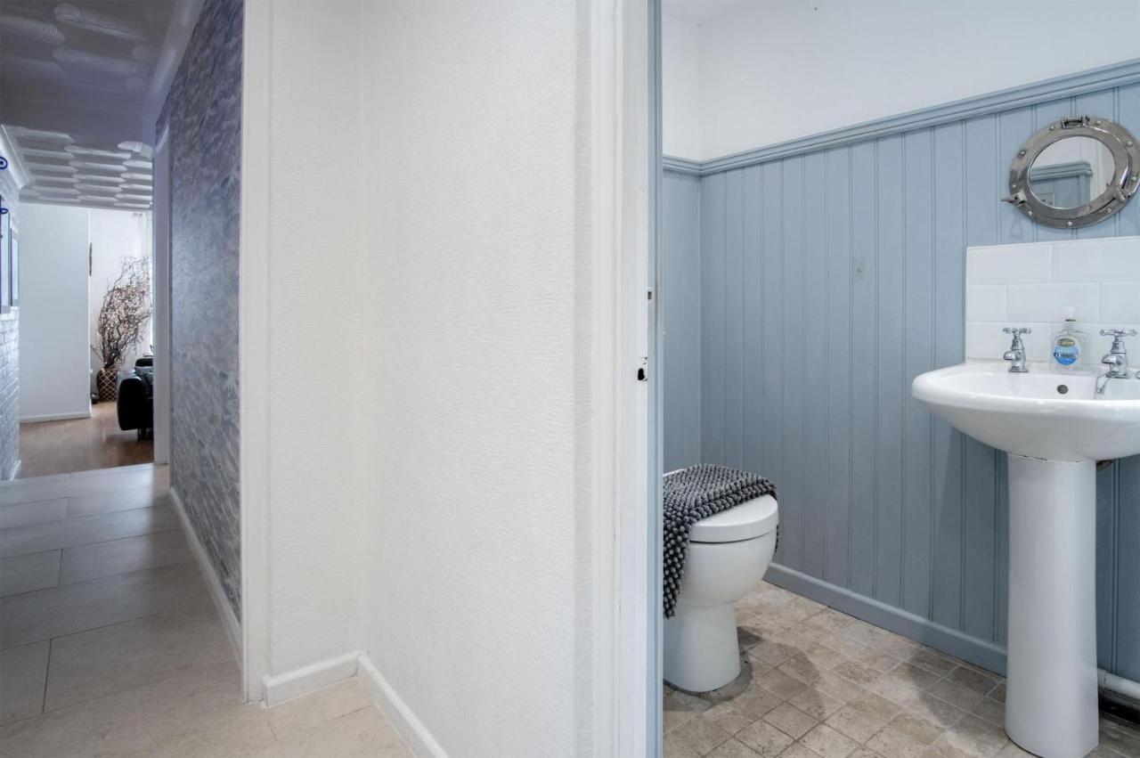 Captains Walk - 4 Bedroom Apartment - Сондърсфут Екстериор снимка